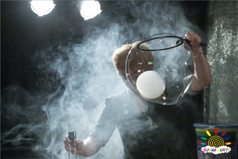 ſ Bubble Show