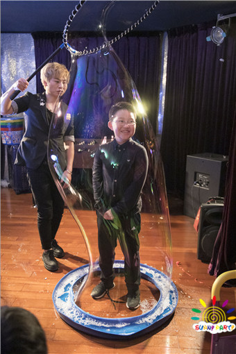 ſ Bubble Show