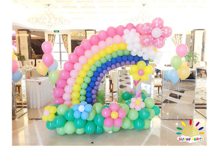 Ⲽ Balloon Arrangement