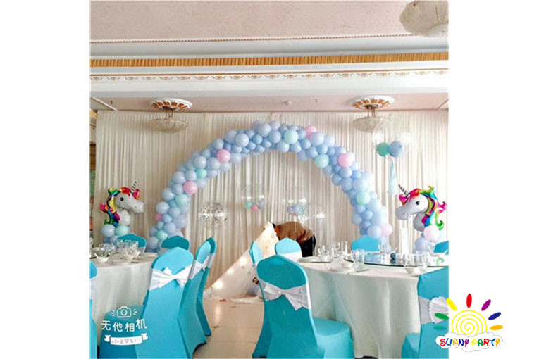 Ⲽ Balloon Arrangement